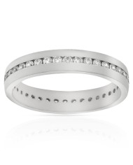 Alianza de plata con circonitas en toda la alianza